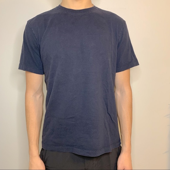 Navy Blue Banana Republic T-Shirt - Picture 2 of 3
